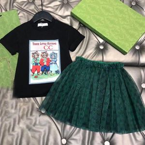 Diseñador de lujo para niños camiseta velo falda moda marca de moda británica verano tesoros para niños y niñas algodón dos piezas diseñador de lujo falda con capucha más estilo