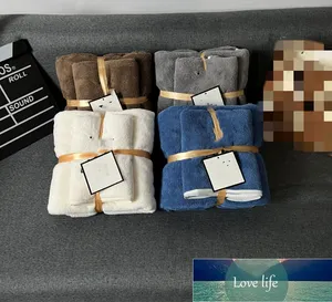 Caja de regalo portátil de diseño de lujo para parejas, Toalla de baño de doble cara, paquete de toallas de dos piezas de secado rápido y absorbente de agua para adultos grandes