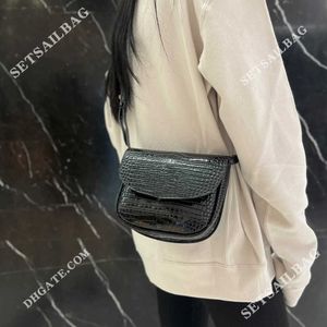 Sac à bandoulière de luxe pour femmes, sac à main en cuir de crocodile noir doré, portefeuille de haute qualité, petit sac carré polyvalent à rabat 02