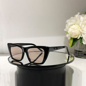 Gafas de sol de diseño de lujo Gafas de sol tipo ojo de gato Calidad superior 1 1 Boutique para damas Atractivo sexual Gafas estilo debutante para mujeres Gafas de sol para mujer Gafas de mariposa 276