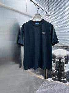 Designer de luxe T-Shirt Hommes Femmes tshirt PRA été nouveau tissu personnalisé lettre de sac à main de pulvérisation numérique Logo dos étiquette en cuir personnalisée T-shirt à manches courtes