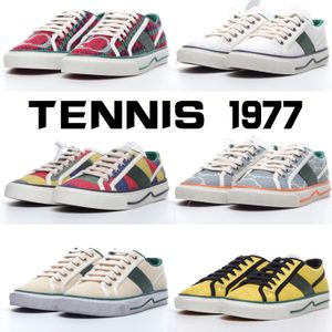 Créateur de luxe Tennis 1977 Chaussures décontractées Locs italiens Fabriés Femmes Chaussures Green Red Slee Rubber Sole Print Stitch broderie Low Top High Top Men Sneakers
