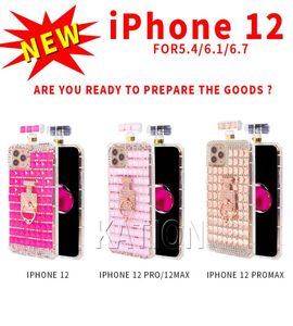 Étuis de téléphone de support de bague de diamant de luxe pour iPhone 12 Pro Max 11 Xs XR 7PLUS Support de bouteille de parfum Lanière Strass Mobile Cover6667565