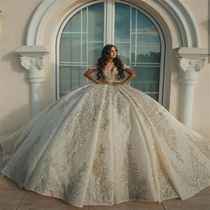 Luxury Dubai Arabia Ball Gown Wedding Dresses Off the Shoulder Beads Lace Appliqued Plus Size Custom Made Bridal Gowns Backless Ve233H