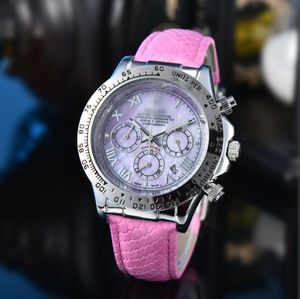 Femmes de luxe en or Sliver Watch Brand Brand Designer Wrists Wrists Diamond Lady Watches Band for Womens Valentin's Christmas Mother's Day Gift