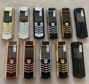 Téléphones portables de luxe Golden Signature Classique Quadri-bande GSM Double carte SIM Corps en cuir en acier inoxydable mobile MP3 Bluetooth 8800 Métal Céramique Retour Téléphone portable