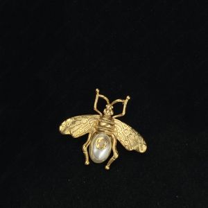 Joyas de lujo Pines de oro Broches de abeja de perlas