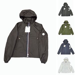 Diseñador de marca para hombre rompevientos hombres ligero con capucha puente verano protección solar chaqueta primavera otoño chaquetas insignia NFC diseñadores hombres S ropa tamaño 1-6