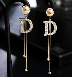 Pendientes colgantes grandes de lujo con borla larga y letra D para mujer, cadena de serpiente de cristal, pendientes, joyería de moda, declaración