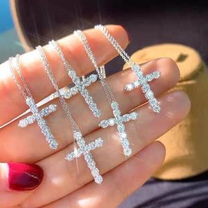Pendentif de luxe Colliers Croix 925s 45 cm Diamant Pendentif Plaqué Or 18 carats Clavicule Bijoux Femmes Mode Chandail Chaîne Avec boîte d'origine