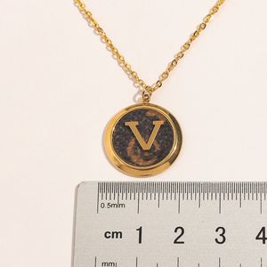 Marca de calidad de lujo, collar con colgante de letra, selección de dijes de cadena, moda a juego, estilo personalizado, diseñador, súper marca, accesorios de joyería clásicos de primera calidad