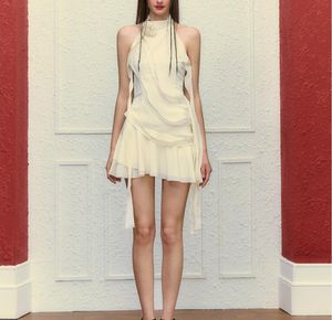 Estilo de lujo YAYUNYAYUN vestido francés blanco verano de las mujeres 2023 nuevo Color cinta verano cuello colgante puro deseo cinta vestido corto
