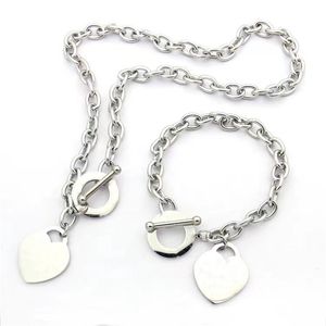 Luxe t Bracelet Collier Ensemble De Déclaration De Mariage Bijoux Coeur Pendentif Colliers Bracelet Plaqué Argent Or Rose Chaîne Initiale Bijoux. Cadeau Pour Femmes Hommes