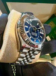 Montre-bracelet de luxe MARQUE NOUVELLE Sky-Dweller Or blanc CADRAN BLEU 42mm Jubilee Watch 326934 Montre automatique pour homme