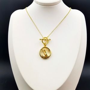 LW Baby bijoux Boucles d'oreilles Bracelet pour femme Gold plaqu￩ 18K la plus haute qualit￩ Designer de marque ne s'est jamais fondu sur le cadeau exquis 004 004
