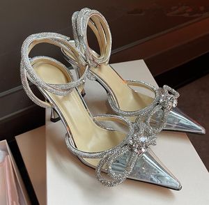 Mach Mach Bow High Heel Shoes Satin Glass Film Woman Ladies Banquet Mariage Ankle Wrap Straps High Talons Sandales Transparence Chaussures cristallines avec boîte