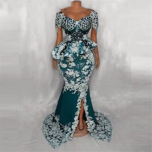 Vestidos de fiesta de sirena con cuentas importantes Escote transparente azul verdoso Vestidos de noche Aso Ebi Peplum Apliques de encaje Vestidos con abertura lateral robe de soiree