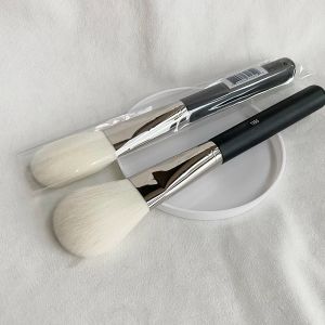 Grand pinceau de maquillage 135S, brosse plate pour poudre, poils synthétiques doux et soyeux, brosse cosmétique en forme de palette pour Blush