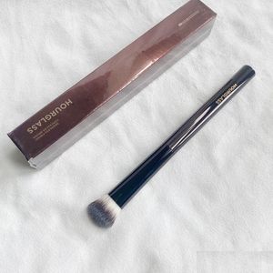 Pinceaux de maquillage Sablier Vanish Pinceau correcteur angulaire Finition sans couture Poignée en métal Poils doux Grand dissimuler le mélange d'ombres Cont Dhszl