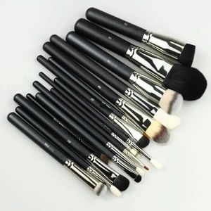 Makeup Brushes M Series Makeup Brush Set Basic Powder Blusher Feed Shadow Cream Tache de teinture Correcteur Tool Professional Q240507