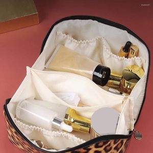 Pinceaux de maquillage sac à cosmétiques rétro en cuir PU imprimé léopard lavage doux pour le Camping (Style 2)
