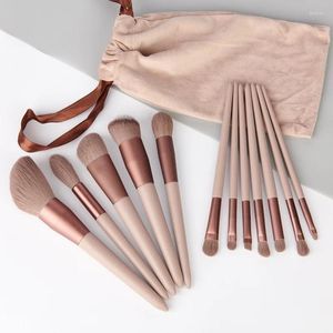 Pinceaux de maquillage, outils en gros directement fournis pour cheveux doux, correcteur de beauté naturelle, Style européen et américain