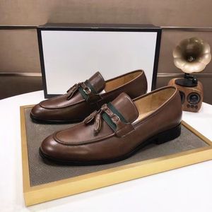 Classic Business Men's Dress Shoes 2022 Fashion Brand Elegant Formal Wedding Genuine Leather Shoes Men Slip On Office Oxford Shoes Tamaño 38-45 MKJKK0001