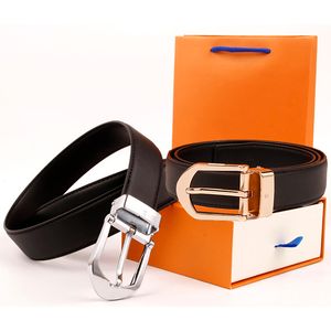 Cinturones de hombre Cinturón de diseñador de lujo con cinturones de hebilla de aguja de plata dorada para mujer Cinturón de cuero de vaca