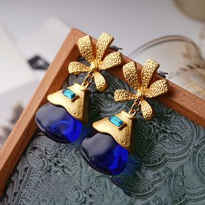 Style médiéval or fleur femmes clous d'oreilles Vintage gelée bleu vert cristal gemme boucles d'oreilles E370