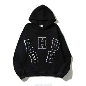 Hombres y mujeres Sudaderas Suéter Rhude Diseñador Sudadera con capucha Letra impresa Manga larga Calle Vacaciones Casual Pareja Misma ropa 23 Z60f