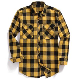 Men Casual Plaid Flannel Shirt Long-Sleeved Chest Two Pocket Design Fashion Printed-Button (USA SIZE S M L XL 2XL) 210721