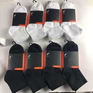 Calcetines de élite 3d hip hop masculino calcetines para hombres para hombres de algodón de alta calidad algodón clásico clásico letra de tobillo transpirable en blanco y negro calcetín de baloncesto de baloncesto