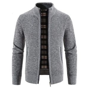 Cardigan en polaire de couleur unie pour homme, veste tricotée avec fermeture éclair, pull d'hiver, jupe chaude en polaire, 240110