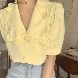 Chemises décontractées masculines chic Peter Pan Collar mousseline de mousseline d'été rétro à manches courtes lâches femme kaii top jaune non imprimé bon produit 2024 Nouveau YQ240422