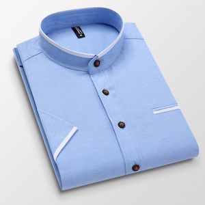Chemises décontractées pour hommes Vêtements pour hommes Manches courtes Coupe régulière Boutonnée Épaisse Solide Robe Oxford Chemise Blanche Patch Unique Tops 5XL