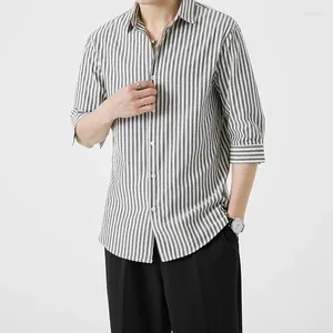 Chemises décontractées pour hommes hommes Slim Slim Fit Korean Streetwear Fashion Vintage Blouses Man Dress Shirt