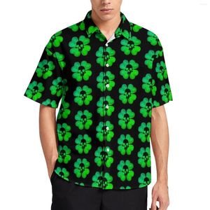 Chemises décontractées pour hommes Shamrock Pattern Spooky Skull Art Beach Shirt Hawaii Cool Blouses Male Plus Size