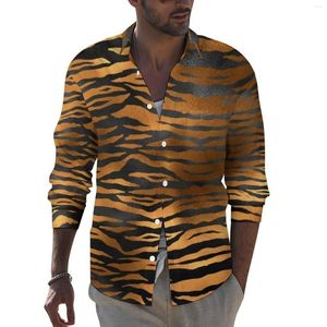 Camisas informales para hombre, camisa a rayas con estampado de tigre, blusas personalizadas de estilo callejero en negro y dorado Glam para hombre, Tops de gran tamaño Vintage de manga larga