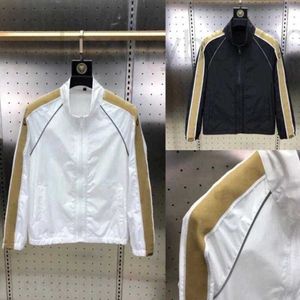 Vestes pour hommes Designer 22SS Haute Qualité Coupe-vent Casual Mode Hommes Femmes Marques Rash Guards Manteaux d'extérieur UJVQ