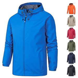 Chaquetas para hombres Chaqueta cortavientos impermeable al aire libre Hombres al por mayor Poliéster en blanco Zip Up Senderismo Softshell para Chaquetas Para Hombre