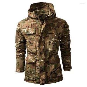 Chaquetas de los hombres Chaqueta con capucha de camuflaje de invierno Hombres Chándal Militar al aire libre Durable Cintura ajustable Multi-bolsillo Rompevientos Abrigos de combate