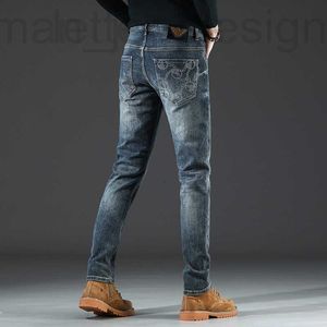 Jeans para hombres Diseñador Primavera Nuevo Guangzhou Xintang Algodón Bullet Edición coreana Slim Fit Productos europeos de gama alta Big Bull AJ Marca de moda ASSE WTHU