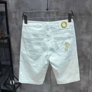 Jeans pour hommes Designer Summer New Denim Shorts, Pure White Elastic Tight Fit, Slim polyvalent, beau pantalon droit, pantalon 5/4 B1TI