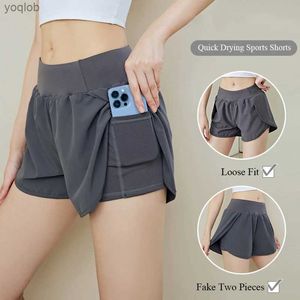 Jeans masculin Fitness Pocket Sports Shorts Womens High Waist Gym Bicycle Running Shorts Fitness Exercice de yoga Double couches Sports Clothesl2404