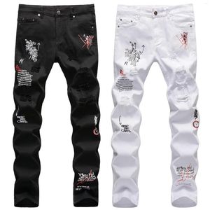 Jeans para hombres High Street Ripped Men Inglés Bordado Impreso Blanco y Negro Slim Fit Recto Distintivo Graffiti Algodón Elástico 2