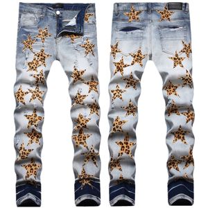 Vaqueros para hombre Pantalones ajustados elásticos con estampado de leopardo y estrellas para hombre con vaqueros perforados bordados