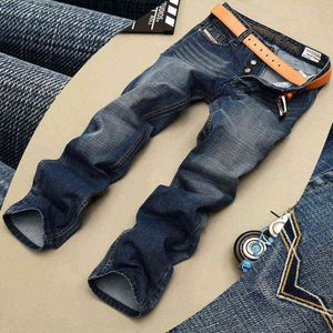 Jeans pour hommes Gros-hommes de haute qualité bleu noir couleur droite jeans déchirés pour hommes mode biker jeans bouton pantalon