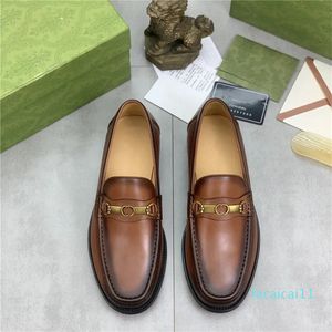 Zapatos de ala de cuero de cuero para hombres zapatos de diseño elegante zapatos de boda marrón mocasines negros