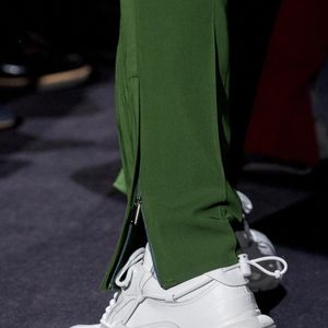 Pantalones para hombres 2023 Primavera y verano Diseñador a medida Slim Small Straight Zipper Casual en Europa América