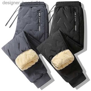 Pantalones para hombres 2023 Pantalones de lana de invierno para hombres Corderos Lana Pantalones cálidos Casual Espesar Homme Ropa barata Tamaño grande Joggers Pantalones de chándal L231129